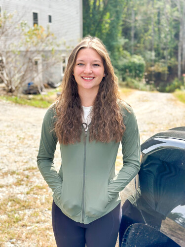 Ashlyn Davis Profile