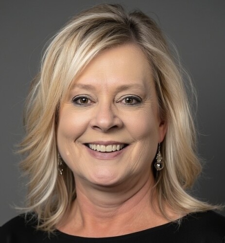 Lisa Walraven Profile