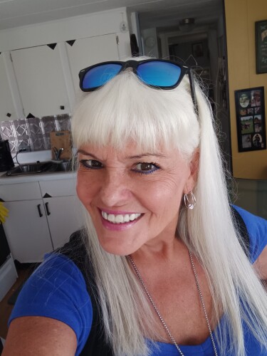 Carol Hartley pinter Profile