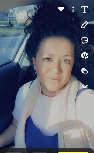 Sandra Royal Profile