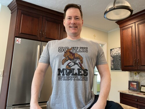 Eric Saunders Profile