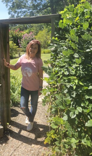 Denise Thompson Profile