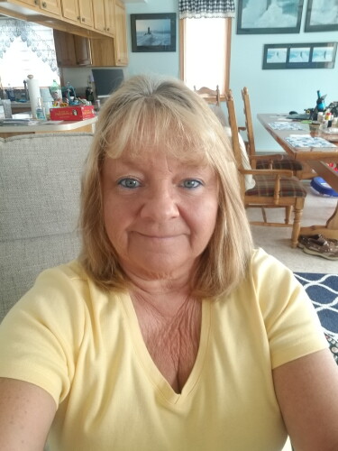 Stephanie Reilly Profile