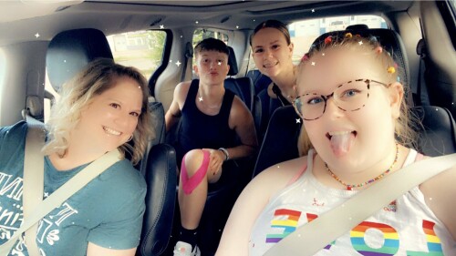 Linsey Picha Profile